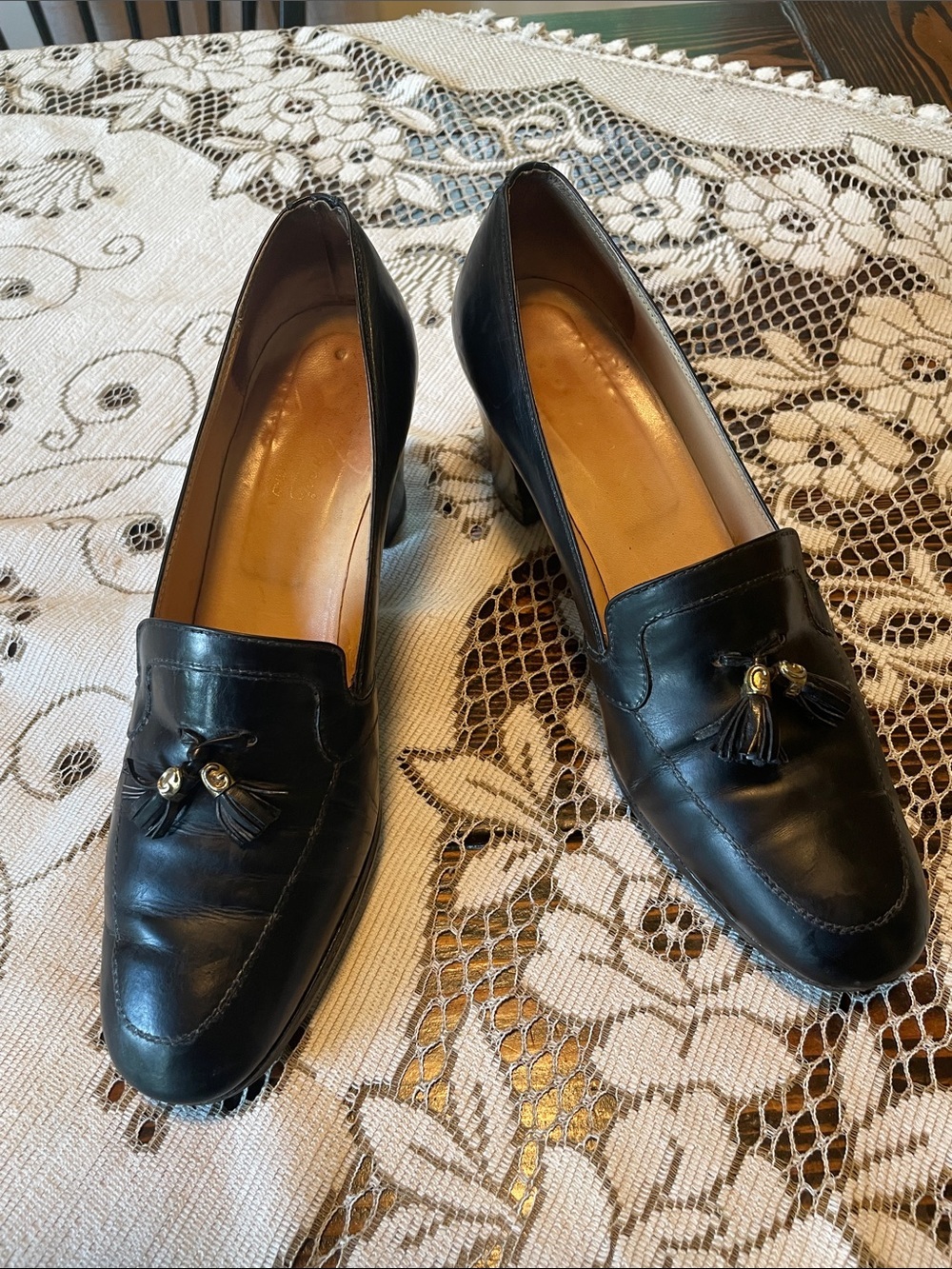 Gucci Black Leather Tassel Mid-Heel Loafers - Women's